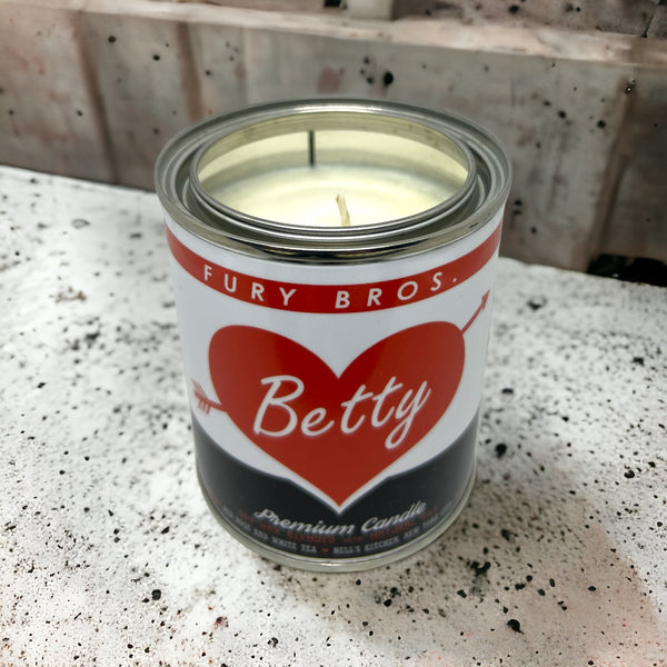 Betty Premium Candle 12.5oz